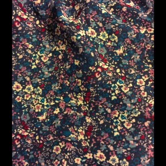 🌸3/$25 Charlotte Russe Flowy Floral Dress with Flutter Sleeves, Blue & Red Sz L - Picture 8 of 12
